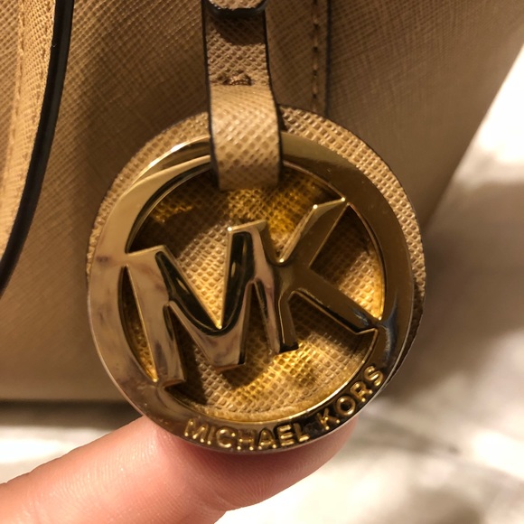 Michael Kors Tote & Wallet - Picture 3 of 8
